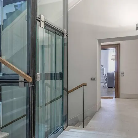 Palazzo Tergesteo Tirabora Trieste